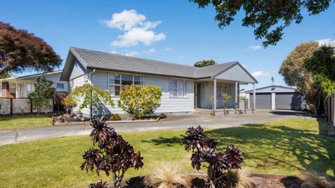 8 Paradise Place, Milson, Palmerston North