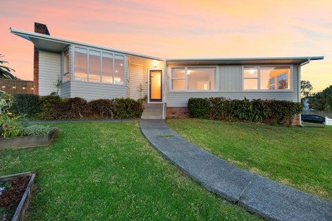 49 Paragon Avenue, Beach Haven, Auckland