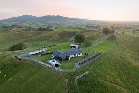 110 Grove Road, Te Pahu, Hamilton