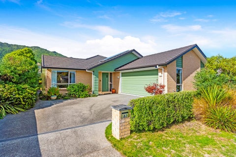 82 Waipunahau Road, Waikanae, Waikanae