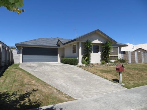 17 Parnell Heights Drive, Kelvin Grove, Palmerston North
