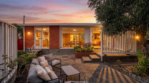 527 Broadway, Strathmore Park, Wellington