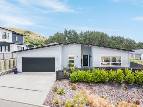 16 Prestbury Grove, Churton Park, Wellington