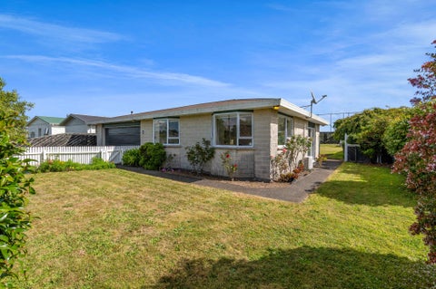 23 Swansea Road, Stratford