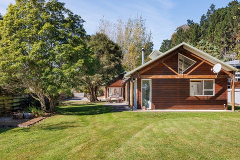 55 Fitzherbert East Road, Palmerston North