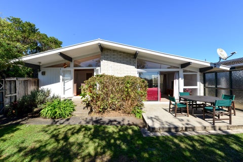 17 Sherwood Drive, Pukete, Hamilton