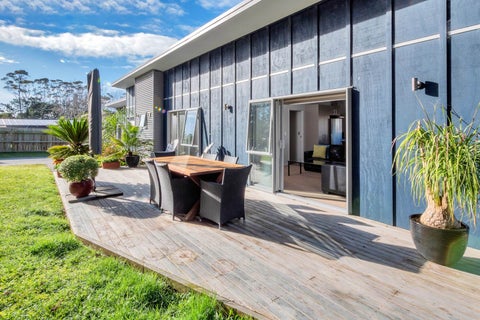 15 Wharuka Glade, Mangawhai
