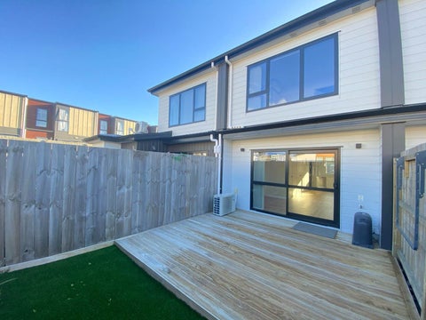 14/32 Tapuwae Way, Māngere Bridge, Auckland