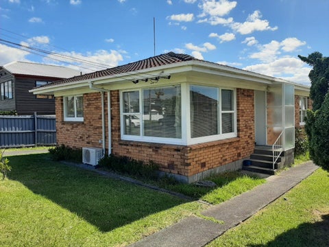 1/12 Aramoana Avenue, Devonport, Auckland