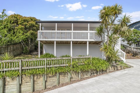 18 Ian Marwick Place, Birkenhead, Auckland