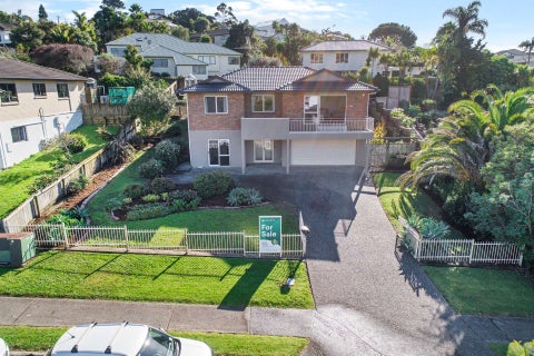11 Ambassador Glade, Orewa, Orewa