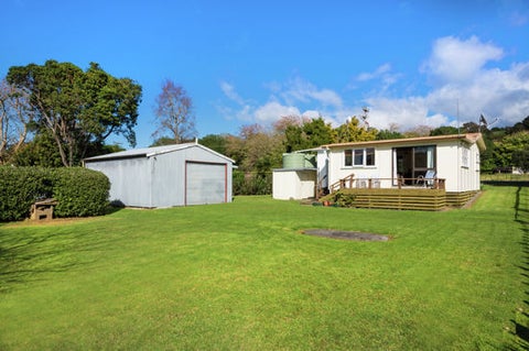 1800 East Coast Road, Pokeno