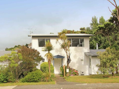 25 Park Road, Belmont, Lower Hutt