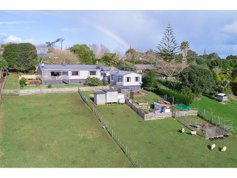 120 Colombo Road, Waiuku, Waiuku