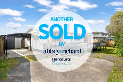 49A Larnoch Road, Henderson, Auckland