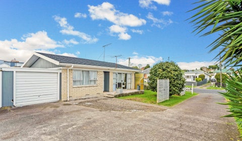 1/27 South Street, Papakura, Auckland