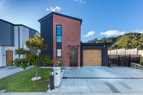 7 La Mer Lane, Wallaceville, Upper Hutt