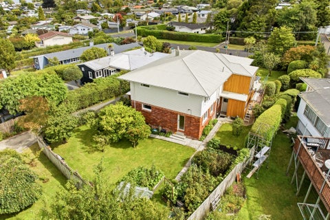 7 Henry Hill Road, Taupo