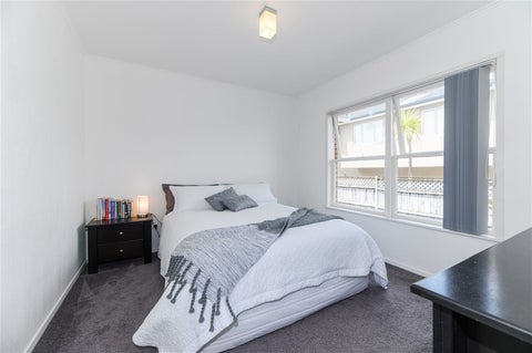 3/21 East Coast Road, Milford, Auckland