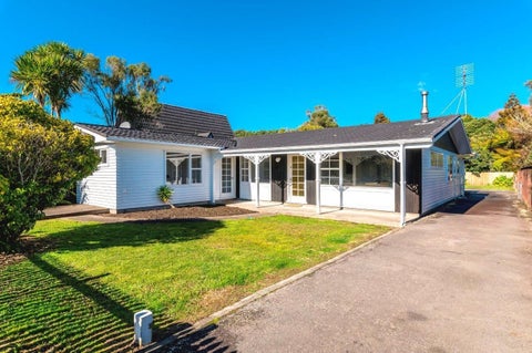 17 Park Avenue, Waikanae