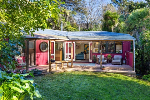 1A Upper Cross Street, Raglan