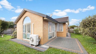 22 Copplestone Place, New Lynn, Auckland