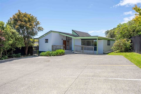 15 Ruru Street, Waikanae