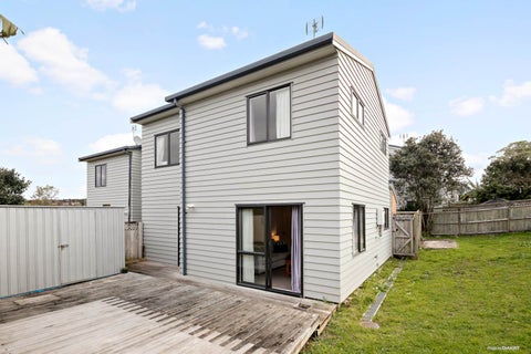 15/36 WEST COAST RD, Glen Eden, Waitakere
