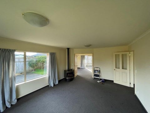 83 Guildford Drive, Paraparaumu