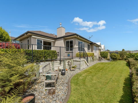11 Broadwater Close, Pyes Pa, Tauranga
