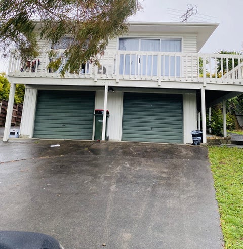 13 Booralee Avenue, Botany Downs, Auckland