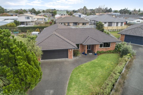5 Thornlea Grove, Waiuku, Waiuku