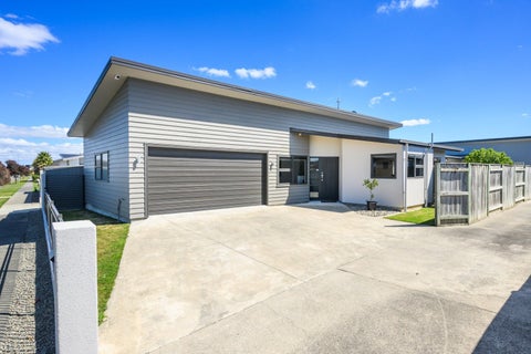 59 Rosalie Terrace, Kelvin Grove, Palmerston North