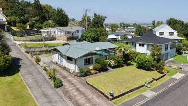 106 Regent Heights, Thames, Thames