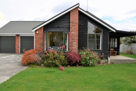 2 Blairs Place, Te Anau, Te Anau