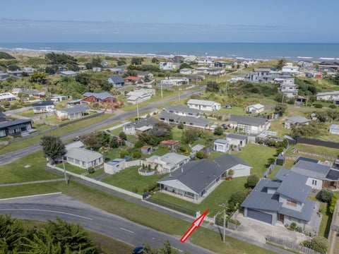 36 Signal Street, Foxton Beach, Foxton