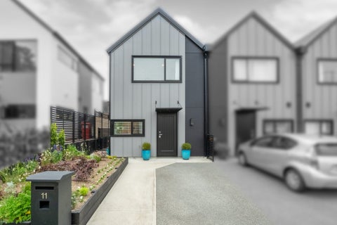 11 Doug Jensen Street, Wallaceville, Upper Hutt
