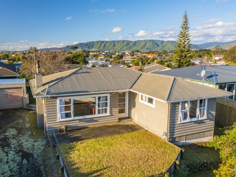 51 Mazengarb Road, Paraparaumu Beach, Paraparaumu