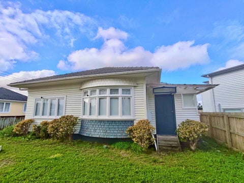 13 Reid Road, New Lynn, Auckland