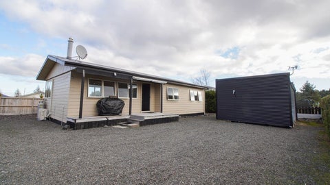 11A Mackenzie Street, Waimarino, National Park