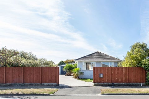 3 Aspen Place, Parklands, Christchurch