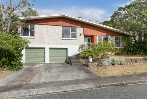 21 Fairburn Grove, Johnsonville, Wellington