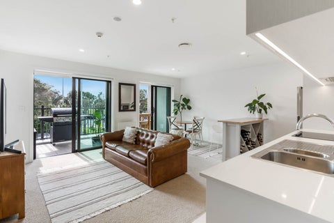 101/8 Waikumete Road, Glen Eden, Auckland