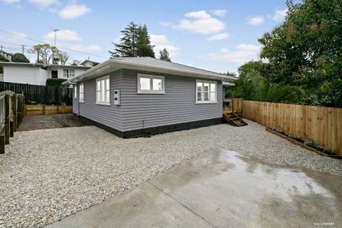 59A Peach Road, Glenfield, Auckland