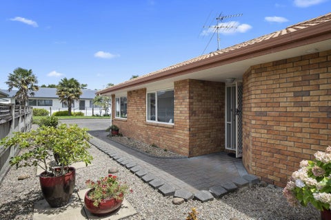 42C Sandspit Road, Waiuku, Waiuku