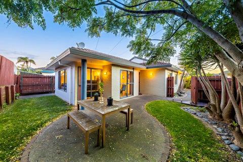 40 Ksenia Drive, Flat Bush, Auckland
