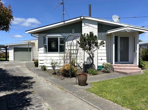 10 Oak Street, Masterton