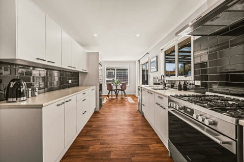 16 Foster Terrace, Onekawa, Napier