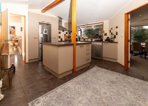 33A Island Bay Road, Beach Haven, Auckland