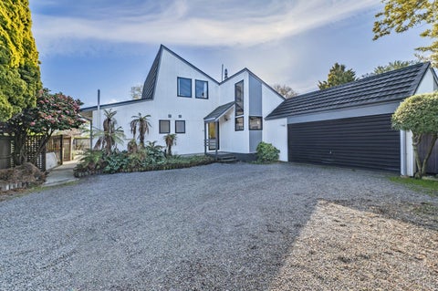 30 Millstream Drive, Lincoln, Lincoln